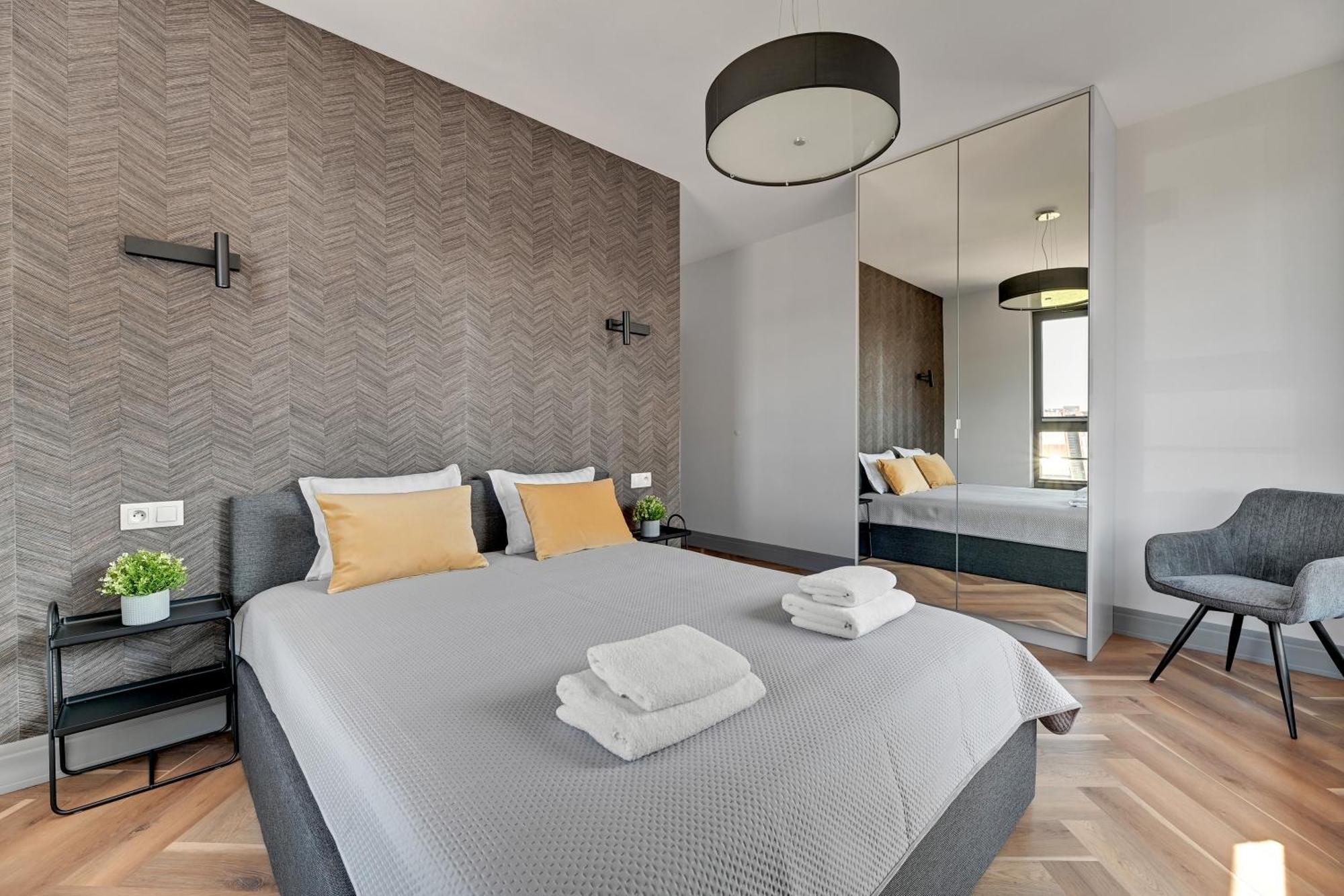 Doki Apartments By Staywin Gdansk Dış mekan fotoğraf